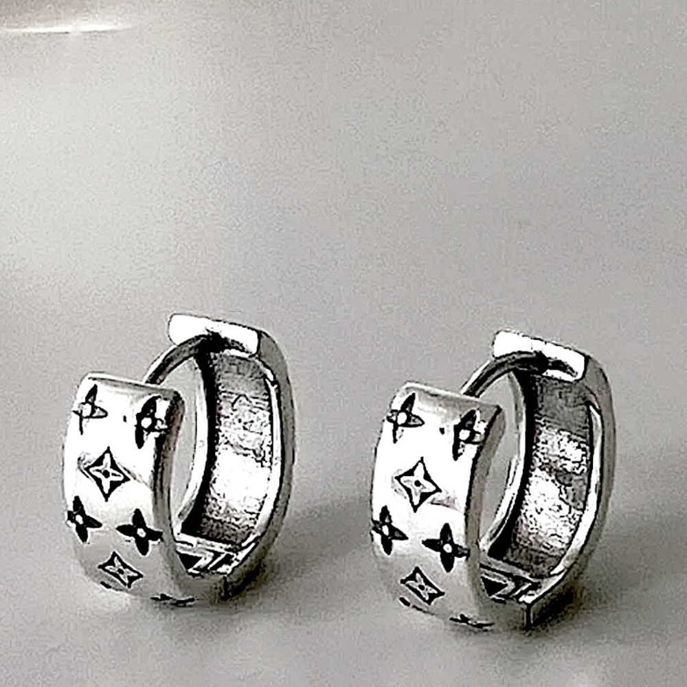 Sterling Silver Hoop Minimalist Earrings